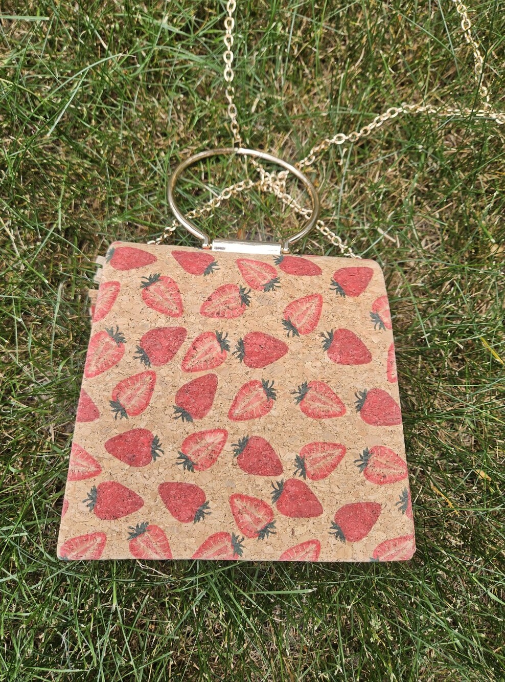 Savanna Strawberry-printed Purse - Picture 2 of 6